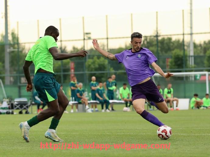 问鼎娱乐官网-凯文·杜兰特在2023年选秀预测中为何被评价为“最全武器”球员